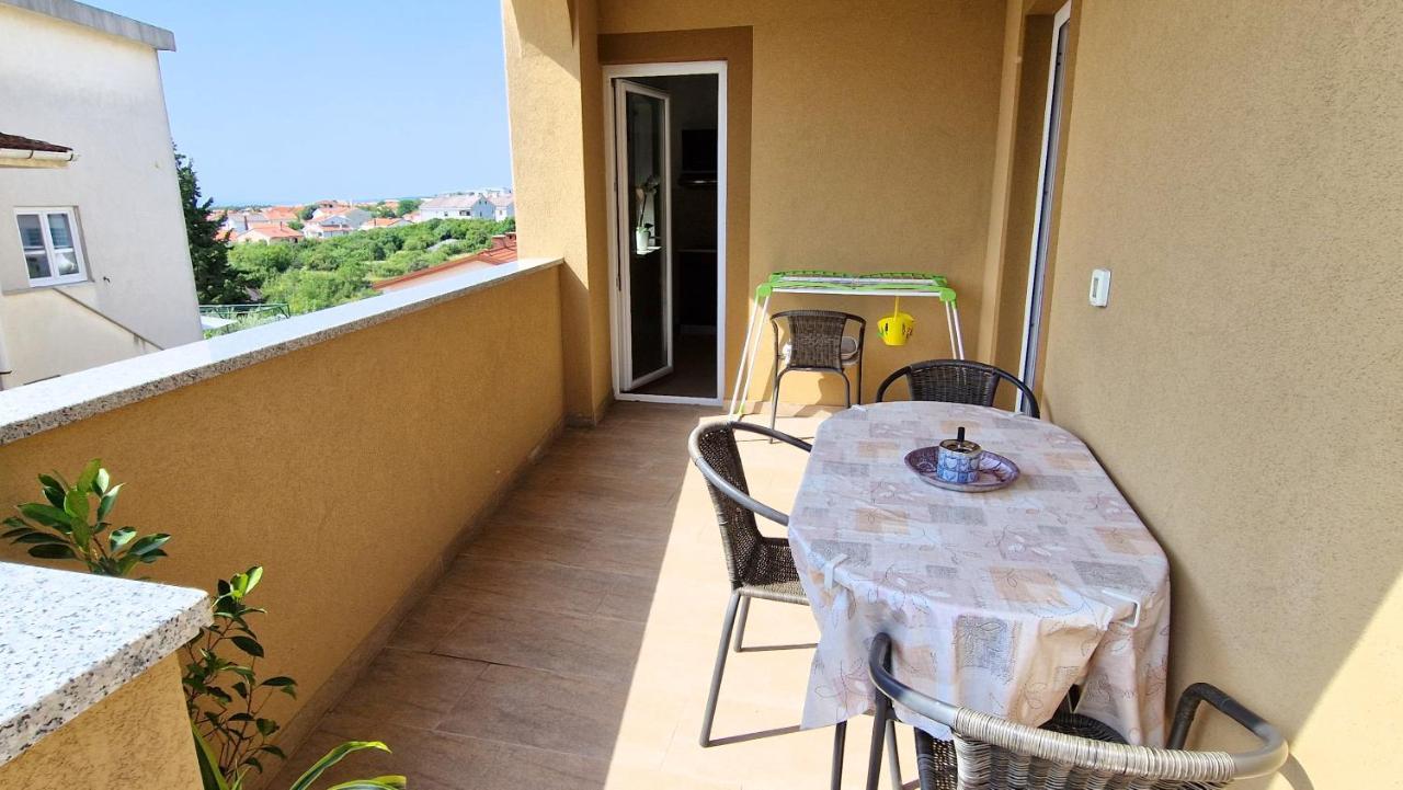 Apartment Katica Krk Town Eksteriør bilde